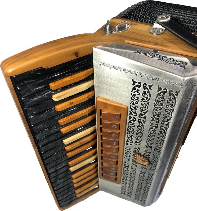 Piano accordion without cassotto | Lanzinger Harmonika